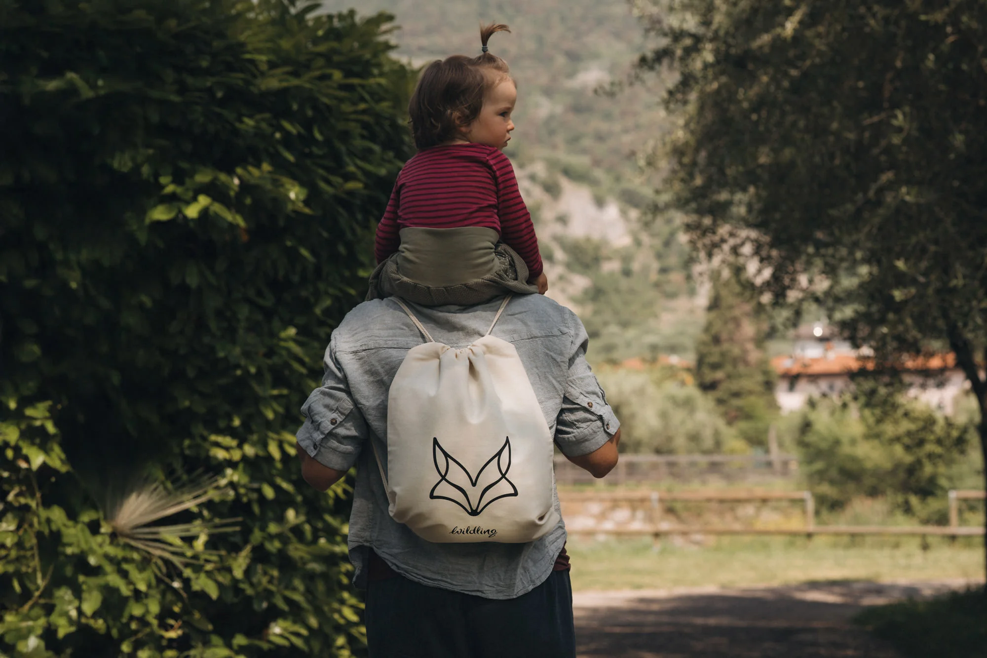 Wildling Fox Tote Bag - Image 3